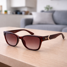Cargar imagen en el visor de la galería, Gafas Polarizadas Adler UV400 – Protección Total, Visión Nítida y Sin Reflejos Ref. 833 Café