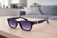 Cargar imagen en el visor de la galería, Gafas Polarizadas Adler UV400 – Protección Total, Visión Nítida y Sin Reflejos Ref. 833 Negro