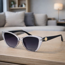 Cargar imagen en el visor de la galería, Gafas Polarizadas Adler UV400 – Protección Total, Visión Nítida y Sin Reflejos Ref. 834 Negro Transparente