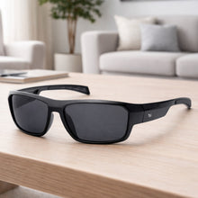 Cargar imagen en el visor de la galería, Gafas Polarizadas Adler UV400 – Protección Total, Visión Nítida y Sin Reflejos Ref. 838 Negro