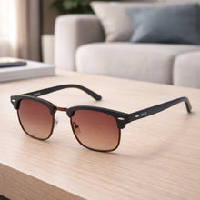 Cargar imagen en el visor de la galería, Gafas Polarizadas Adler UV400 – Protección Total, Visión Nítida y Sin Reflejos Ref. 843 Café