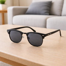 Cargar imagen en el visor de la galería, Gafas Polarizadas Adler UV400 – Protección Total, Visión Nítida y Sin Reflejos Ref. 843 Negro