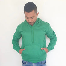 Cargar imagen en el visor de la galería, Buzo unisex con capucha en algodón Verde Cali – Remate única unidad Talla S