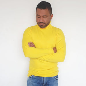 Buzo Cuello Tortuga en Hilo Color Amarillo Nueva Colección