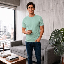 Cargar imagen en el visor de la galería, Camiseta Básica Hombre en Algodón Suave | Cómoda, Fresca y de Alta Calidad. Verde