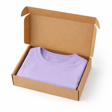 Cargar imagen en el visor de la galería, Camiseta Unicolor Premium en Poliéster Extrasuave – Ajuste Cómodo y Estilo Moderno. Lila