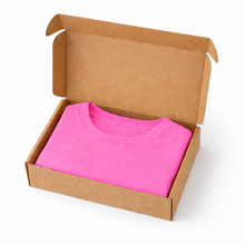 Cargar imagen en el visor de la galería, Camiseta Unicolor Premium en Poliéster Extrasuave – Ajuste Cómodo y Estilo Moderno. Rosado Chicle