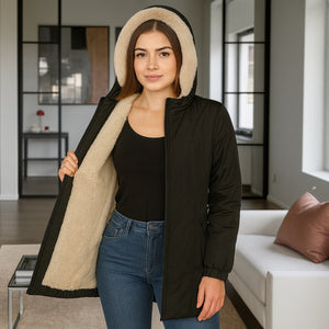 Chaqueta Impermeable para Mujer con capucha: Estilo y Seguridad en un Solo Diseño. Adhara