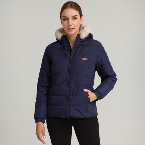 Chaqueta Impermeable para Mujer con capucha: Estilo y Seguridad en un Solo Diseño. Zara Azul