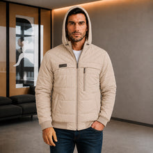 Cargar imagen en el visor de la galería, Chaqueta de Hombre en Nylon con Interior Ovejero y Capucha Removible | Referencia Sigma. Beige