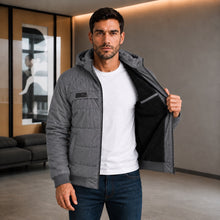 Cargar imagen en el visor de la galería, Chaqueta de Hombre en Nylon con Interior Ovejero y Capucha Removible | Referencia Sigma. Gris Oscuro