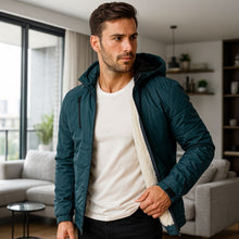 Cargar imagen en el visor de la galería, Chaqueta Impermeable para Hombre con Capucha Removible Raner Color Verde Botella