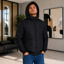Cargar imagen en el visor de la galería, Chaqueta de Hombre en Super Nylon con Interior Ovejero y Capucha Removible | Referencia Aries. Negro