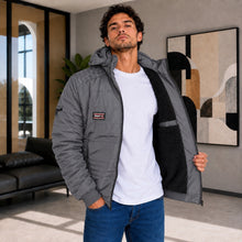 Cargar imagen en el visor de la galería, Chaqueta de Hombre en Super Nylon con Interior Ovejero y Capucha Removible | Referencia Orion Kap. Gris Oscuro
