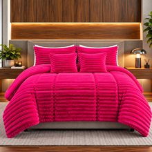 Cargar imagen en el visor de la galería, Edredón Royal Plush Premium Doble Faz. Felpa Acanalada y Piel de Durazno. Fucsia