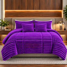 Cargar imagen en el visor de la galería, Edredón Royal Plush Premium Doble Faz. Tela Piel de Conejo y Durazno. Morado
