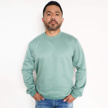 Cargar imagen en el visor de la galería, Buzo unisex cuello redondo en algodón – Remate única unidad Talla S