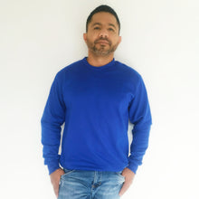 Cargar imagen en el visor de la galería, Buzo unisex cuello redondo en algodón – Remate única unidad Talla S